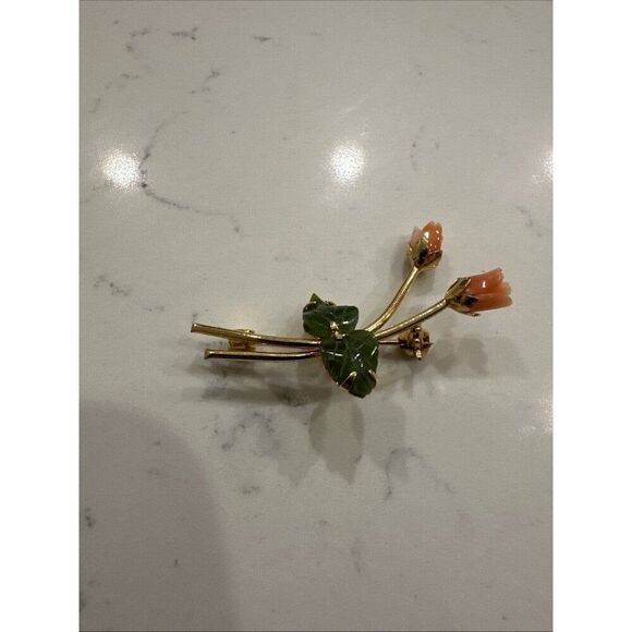 Vintage Coral Roses Green Jade Mini Leaves Gold Tone Metal Brooch Pin - Picture 6 of 6